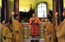 В день пам’яті святителя Амвросія Медіоланського вікарій Київської Митрополії єпископ Макарівський Іларій звершив Божественну літургію в базилиці святителя Амвросія у Мілані